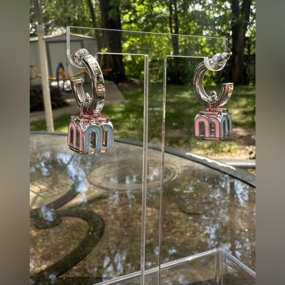 18K White Gold Plated “M” Multicolor Huggie Hoop Earrings With Cube From Hoop - Picture 3 of 5